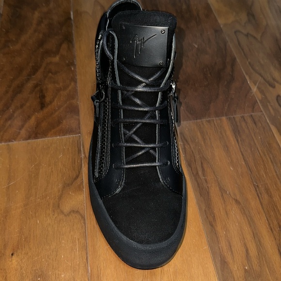 Giuseppe Zanotti High Top Sneakers - Picture 6 of 12